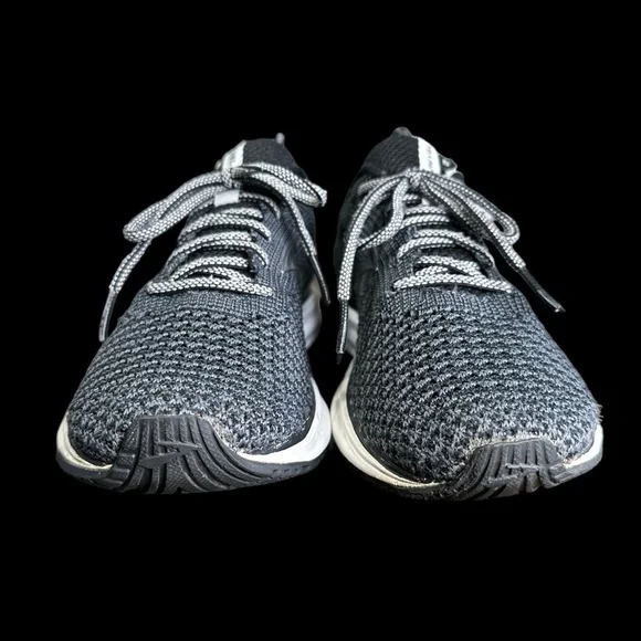 Brooks Revel 2 Road-Running Shoes (Black/White) Women's Size: 9.5 - Picture 3 of 10